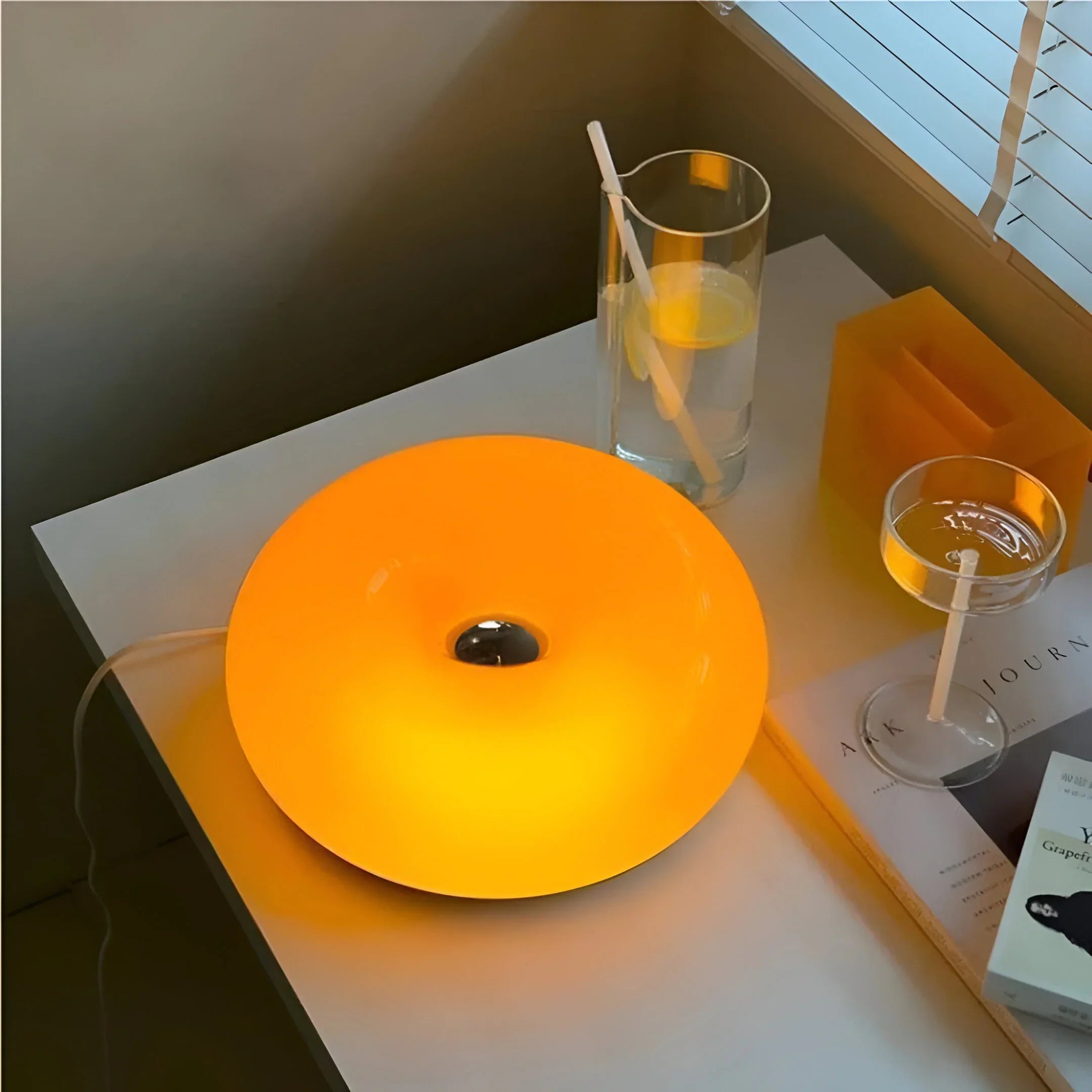 DonuGlow – Cute Dimmable Donut Table Lamp