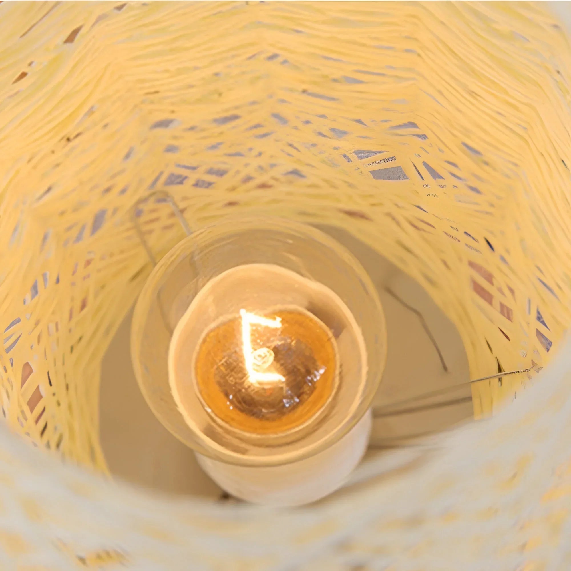 RayaGlow – Handcrafted Rattan Table Lamp